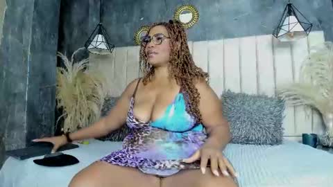 Snapshot of bbwlatina01 chatting on 17, 7, 2026 Bbwlatina01 online show from 17, 7, 2026