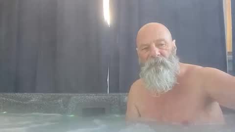 bbwlvr16 online show from 2, 12, 2025