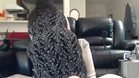 Julie online show from 15, 3, 2026