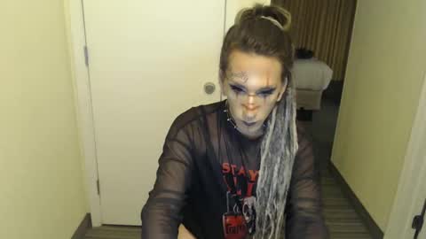 Snapshot of bbyxswitchuppp chatting on 17, 12, 2024 Kittie online show from 17, 12, 2024