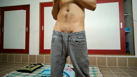 Snapshot of be1cooldick chatting on 13, 12, 2024 Saina online show from 13, 12, 2024
