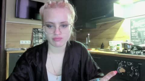 Snapshot of be_daddy chatting on 28, 1, 2025 Summer BABY online show from 28, 1, 2025