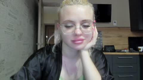 Snapshot of be_daddy chatting on 2, 2, 2025 Summer BABY online show from 2, 2, 2025