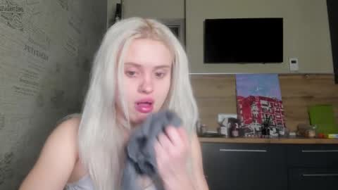 Snapshot of be_daddy chatting on 1, 3, 2025 Summer BABY online show from 1, 3, 2025