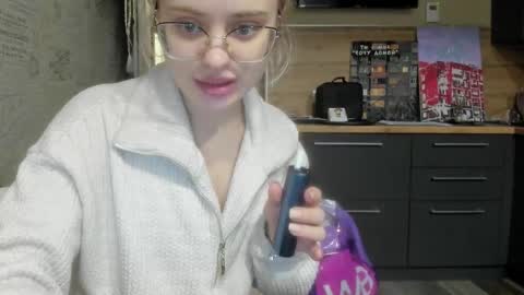 Snapshot of be_daddy chatting on 10, 3, 2025 Summer BABY online show from 10, 3, 2025