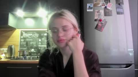 Snapshot of be_daddy chatting on 17, 9, 2025 Summer BABY online show from 17, 9, 2025