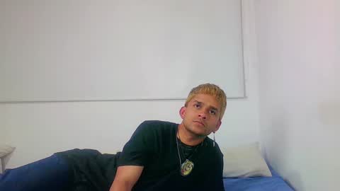 Snapshot of be_sinners chatting on 23, 12, 2024 Sara Juan online show from 23, 12, 2024
