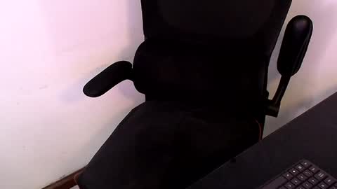 Snapshot of beard_top_guy chatting on 23, 6, 2026 Beard Guy online show from 23, 6, 2026