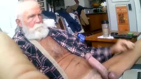 beardbushy online show from 17, 2, 2025