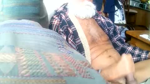 beardbushy online show from 26, 2, 2025