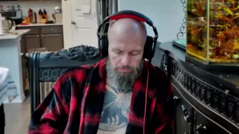 beardntattootx online show from 10, 9, 2025