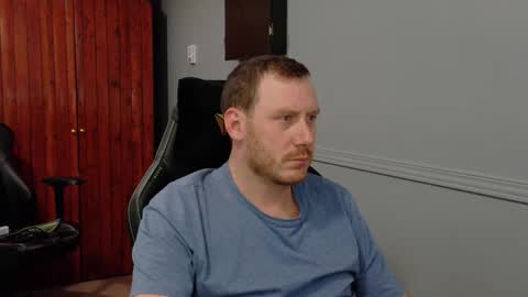 beastyboyxx online show from 19, 4, 2026