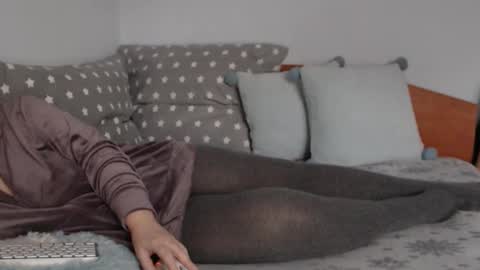 beatrice26 online show from 12, 1, 2025