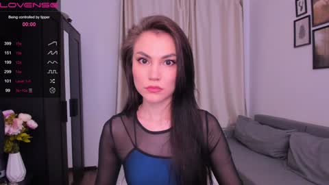 Bzzz Bea online show from 6, 12, 2024