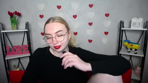 Snapshot of beatriceflyy chatting on 4, 12, 2024 BeatriceFlyy online show from 4, 12, 2024