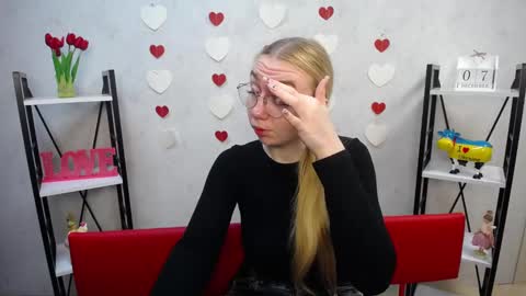 Snapshot of beatriceflyy chatting on 7, 12, 2024 BeatriceFlyy online show from 7, 12, 2024