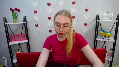 Snapshot of beatriceflyy chatting on 7, 12, 2024 BeatriceFlyy online show from 7, 12, 2024