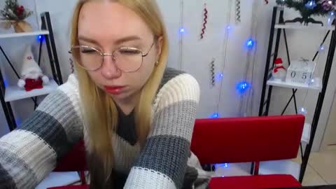 Snapshot of beatriceflyy chatting on 5, 1, 2025 BeatriceFlyy online show from 5, 1, 2025