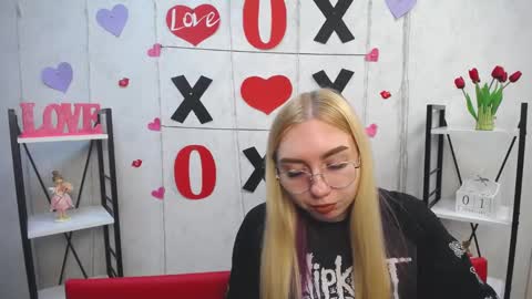 Snapshot of beatriceflyy chatting on 1, 2, 2025 BeatriceFlyy online show from 1, 2, 2025