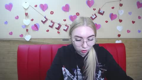 Snapshot of beatriceflyy chatting on 1, 3, 2025 BeatriceFlyy online show from 1, 3, 2025