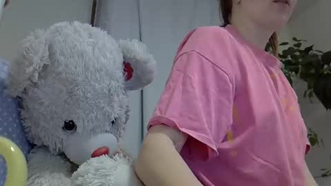 BeatriceTender online show from 6, 3, 2025