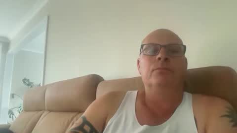 Snapshot of beatsboy87 chatting on 1, 2, 2026 beatsboy87 online show from 1, 2, 2026