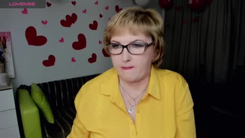 Snapshot of beautiful_lina7 chatting on 7, 2, 2025 your Lana online show from 7, 2, 2025