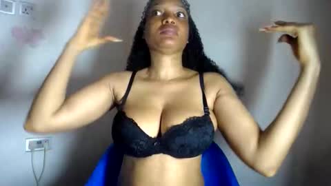 Snapshot of beautiful_moanna chatting on 31, 5, 2026 moanna online show from 31, 5, 2026