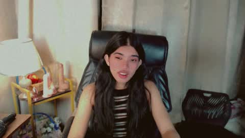 Snapshot of beautifultrixie chatting on 22, 6, 2026 TRIXIE online show from 22, 6, 2026