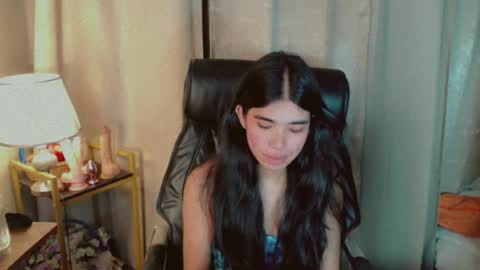 Snapshot of beautifultrixie chatting on 28, 6, 2026 TRIXIE online show from 28, 6, 2026