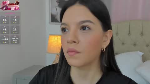 Snapshot of beautyari_ chatting on 26, 2, 2025 Ariana Reyes online show from 26, 2, 2025