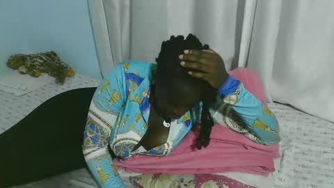 tyler online show from 28, 10, 2025