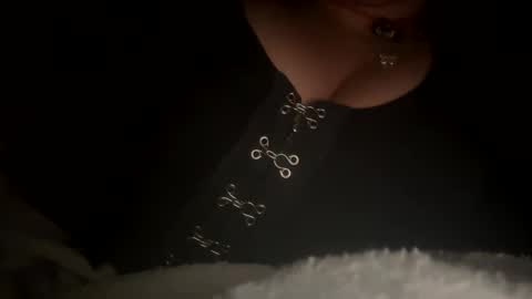 Snapshot of bebesitaa21 chatting on 14, 1, 2025 Angelique online show from 14, 1, 2025