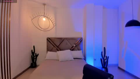 Am Becca online show from 21, 4, 2026