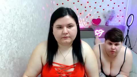 BeckyAndEllen online show from 18, 2, 2025