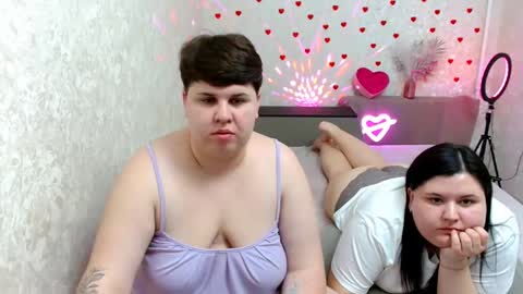 BeckyAndEllen online show from 23, 2, 2025