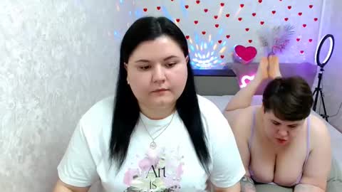 BeckyAndEllen online show from 24, 2, 2025