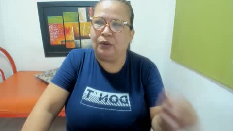 Snapshot of beckyummys chatting on 10, 12, 2024 beckyummys online show from 10, 12, 2024