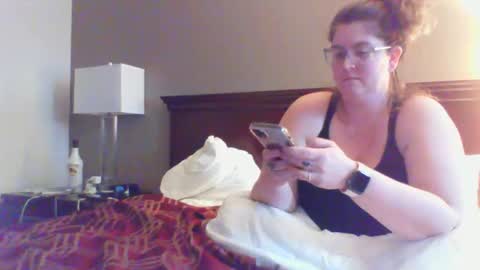 Snapshot of bedbandits chatting on 8, 3, 2025 Bedbandits69 online show from 8, 3, 2025