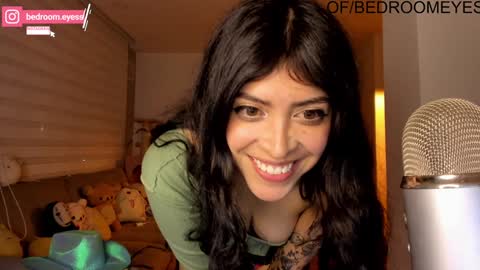 Snapshot of bedroomeyess chatting on 15, 1, 2025 Amber UwU IM MOVING AND IS CRAZY ILL BE BACK VERY SOON 3 MISS YA ALREADY online show from 15, 1, 2025