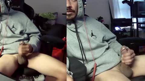 Snapshot of bedstuymonstercock90 chatting on 15, 4, 2026 hungnheavy online show from 15, 4, 2026
