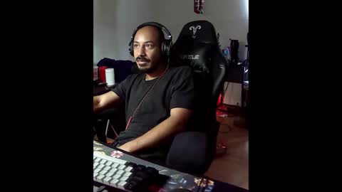 Snapshot of bedstuymonstercock90 chatting on 25, 5, 2026 hungnheavy online show from 25, 5, 2026