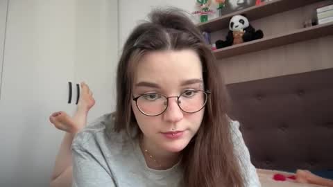 Snapshot of beeblossom chatting on 7, 3, 2025 Mirana Blossom online show from 7, 3, 2025