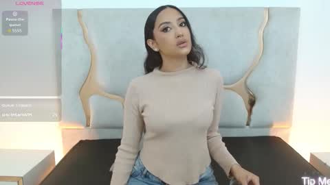 BELLA online show from 8, 10, 2025