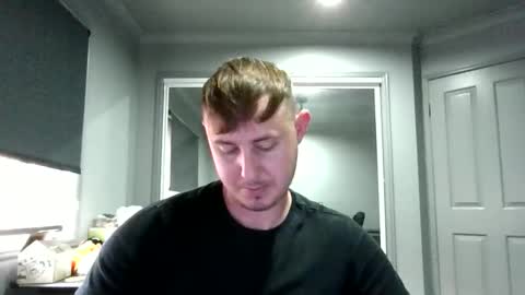 Snapshot of beelzebubxo chatting on 13, 10, 2025 beelzebubxo online show from 13, 10, 2025