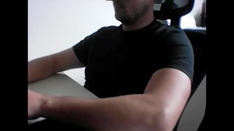 beenee3 online show from 19, 5, 2026