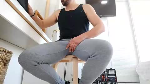 Snapshot of beerman198710 chatting on 16, 2, 2025 beerman198710 online show from 16, 2, 2025