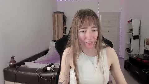 Snapshot of bekkawell chatting on 11, 9, 2025 Lisa online show from 11, 9, 2025
