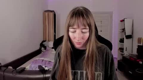 Snapshot of bekkawell chatting on 19, 9, 2025 Lisa online show from 19, 9, 2025