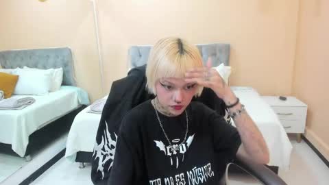 Snapshot of bela_craxkerr chatting on 23, 4, 2026 Bela online show from 23, 4, 2026